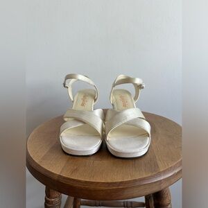 AbraCadabra Dyeable  Heels